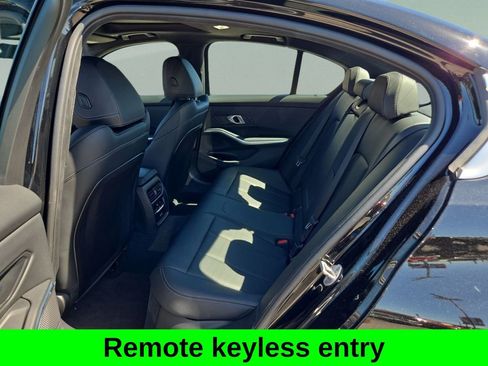 Used 2025 BMW 330i xDrive Sedan image 16