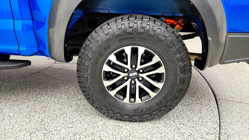 Used 2019 Ford F150 Raptor w/ Equipment Group 802A Luxury AWD/4WD image 9