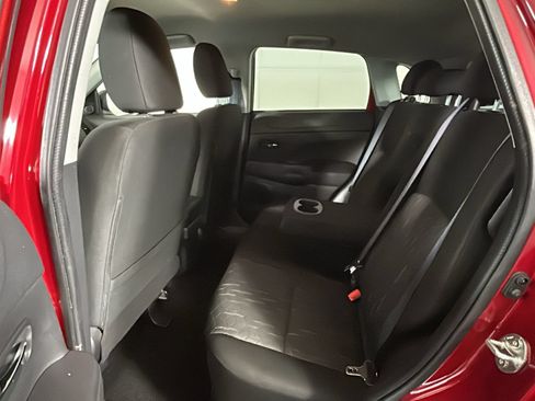 Used 2025 Mitsubishi Outlander Sport ES AWD/4WD image 29