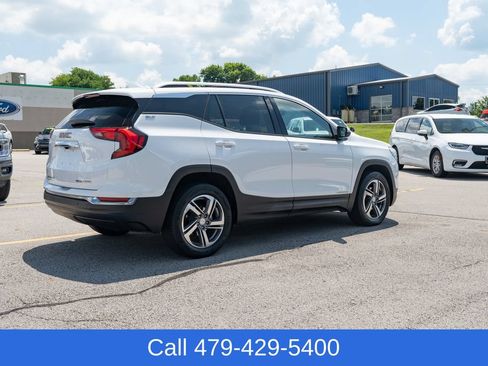 Used 2019 GMC Terrain SLT w/ Infotainment Package II AWD/4WD image 6