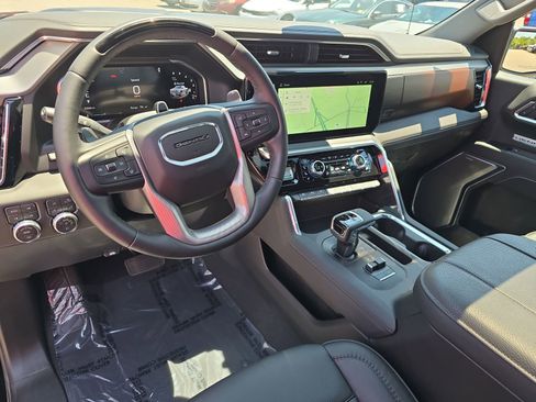 Used 2026 GMC Sierra 1500 Denali AWD/4WD image 18