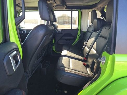 Used 2021 Jeep Wrangler Unlimited Rubicon image 7