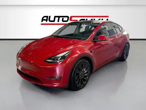 Used 2023 Tesla Model Y Performance AWD/4WD image 3