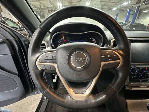 Used 2015 Jeep Grand Cherokee Altitude AWD/4WD image 15