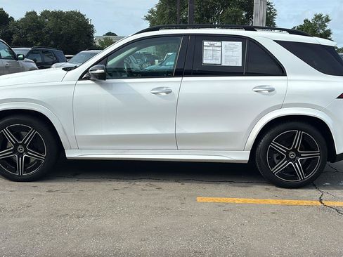 Used 2024 Mercedes-Benz GLE 350 4MATIC image 4