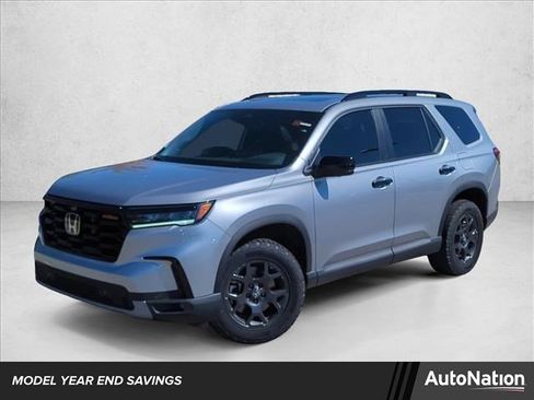 New 2025 Honda Pilot TrailSport image 1