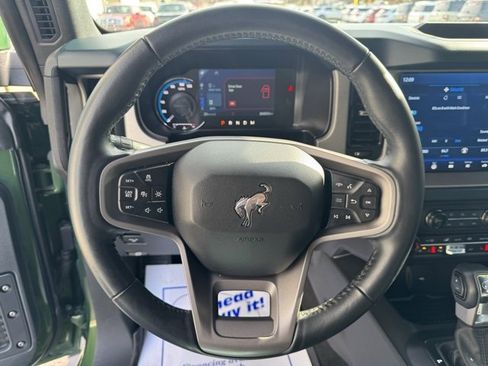 Used 2024 Ford Bronco Outer Banks image 21