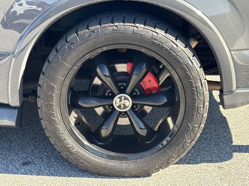 Used 2020 Ford F150 Lariat w/ Equipment Group 502A Luxury image 9