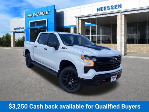 New 2026 Chevrolet Silverado 1500 LT Trail Boss w/ Convenience Package II AWD/4WD image 1