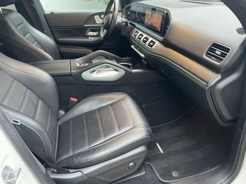 Certified 2020 Mercedes-Benz GLE 580 4MATIC image 48