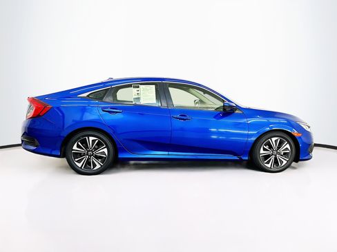 Used 2018 Honda Civic EX-L image 10