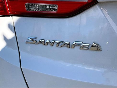 Used 2016 Hyundai Santa Fe AWD w/ Option Group 02 image 8