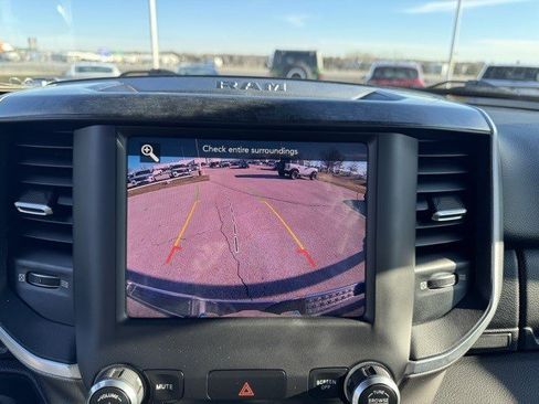 Used 2019 RAM 1500 Big Horn image 18