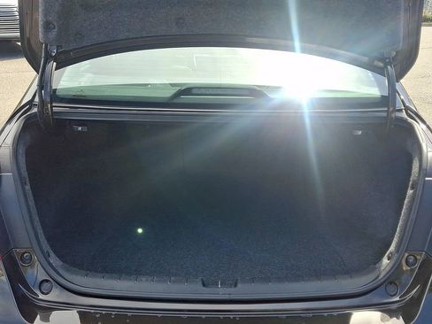 Used 2017 Honda Accord EX-L image 28