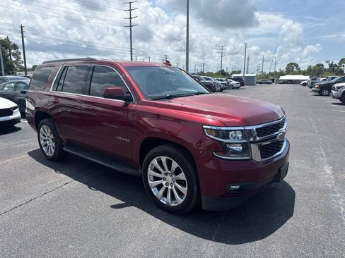 Used 2016 Chevrolet Tahoe LT w/ Luxury Package AWD/4WD image 16