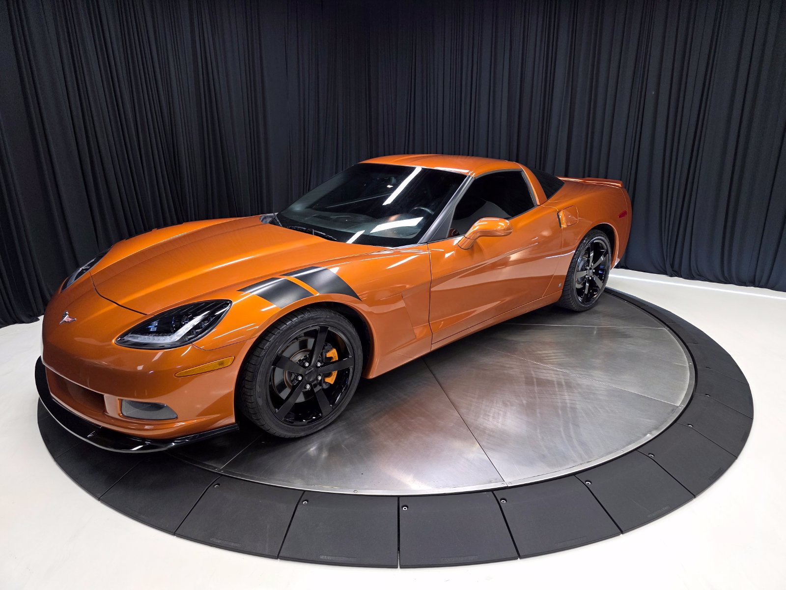 Used 2008 Chevrolet Corvette Coupe w/ Preferred Equipment Group RWD image 9