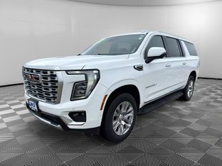 Used 2025 GMC Yukon XL Denali AWD/4WD video 1