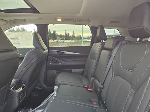 New 2026 INFINITI QX60 Luxe w/ Cargo Package image 27