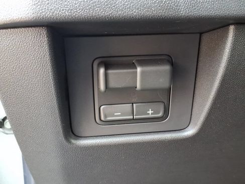 New 2026 Chevrolet Colorado Trail Boss AWD/4WD image 11