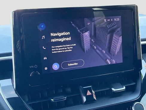 Used 2023 Toyota Corolla SE w/ SE Premium Package image 28