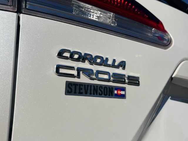 Used 2023 Toyota Corolla Cross LE AWD/4WD image 23