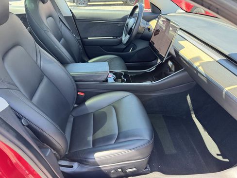 Used 2018 Tesla Model 3 Performance image 15
