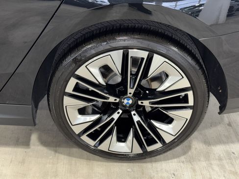 Certified 2025 BMW 530i 530i image 36