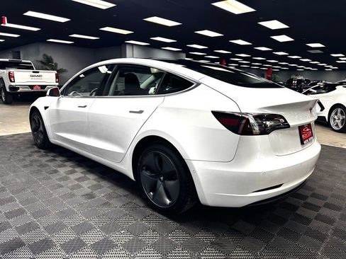 Used 2020 Tesla Model 3 Long Range AWD/4WD image 11