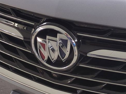 Certified 2022 Buick Envision Essence w/ Technology Package I image 34