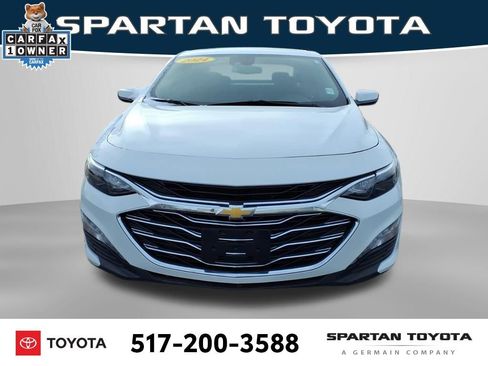 Used 2024 Chevrolet Malibu LT image 3