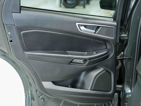 Used 2023 Ford Edge SEL w/ Convenience Package image 19