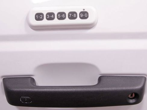 Used 2022 Ford Bronco Wildtrak image 21