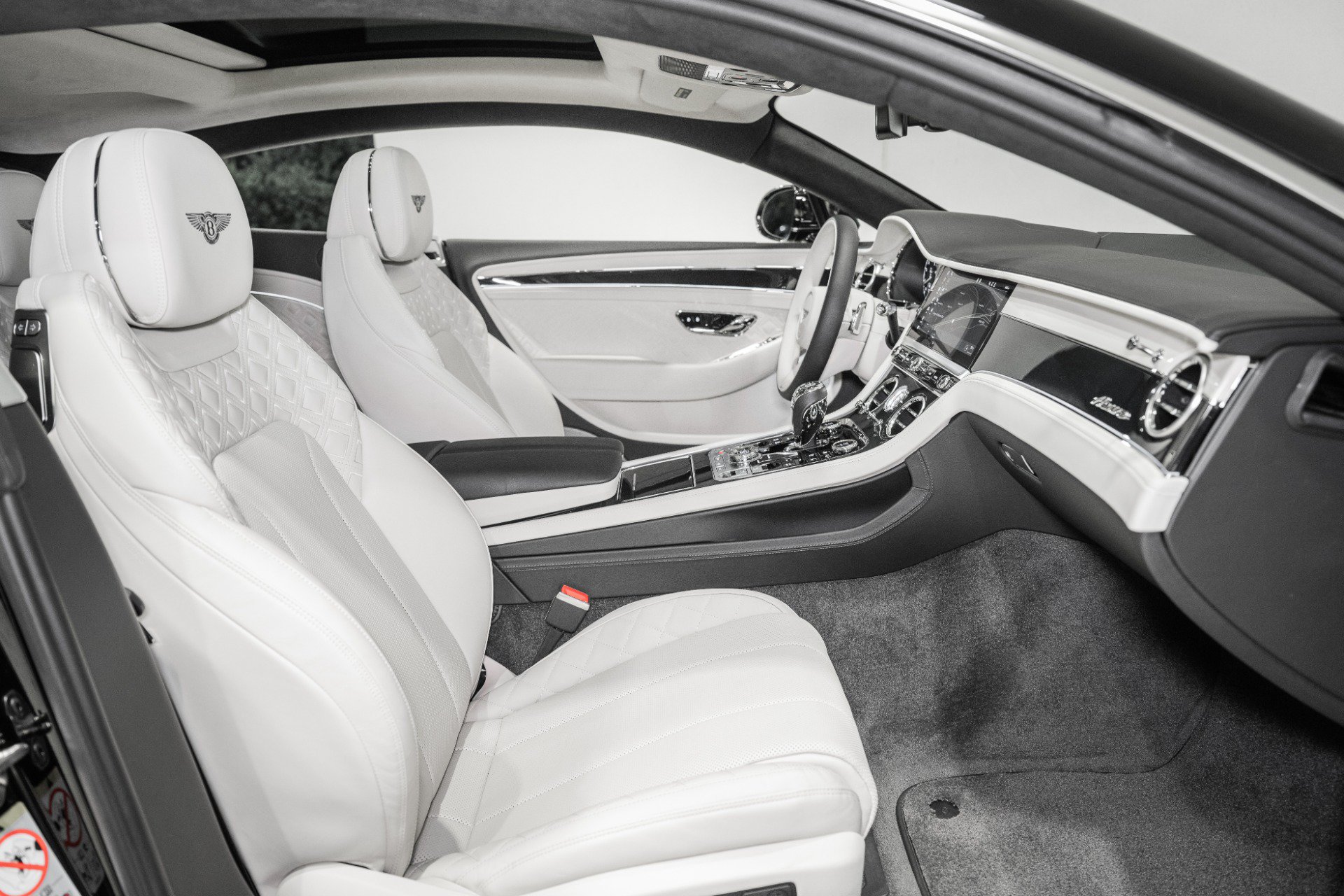 Certified 2023 Bentley Continental GT Azure AWD/4WD image 2