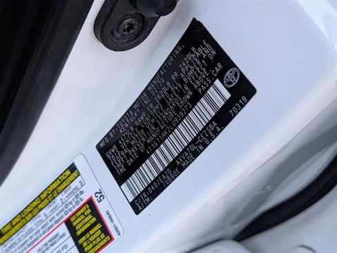 Used 2020 Toyota Camry SE image 20