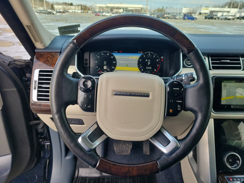 Used 2020 Land Rover Range Rover HSE image 20