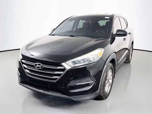 Used 2017 Hyundai Tucson SE image 4
