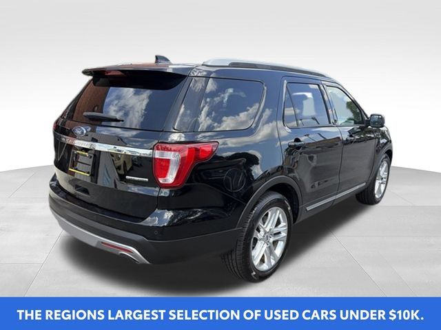 Used 2016 Ford Explorer XLT w/ Equipment Group 202A FWD image 3