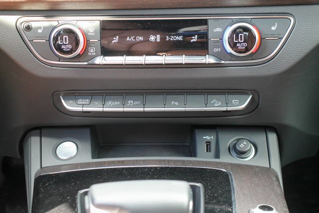Used 2024 Audi Q5 2.0T Premium w/ Convenience Package AWD/4WD image 10