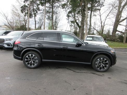 New 2026 Mercedes-Benz GLC 350e 4MATIC image 2