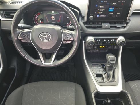 Used 2023 Toyota RAV4 XLE w/ Convenience Package AWD/4WD image 14
