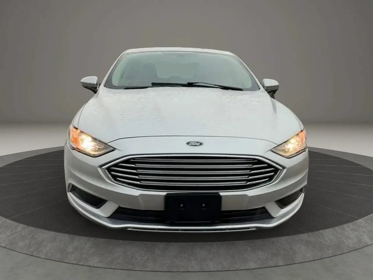 Used 2018 Ford Fusion S FWD image 2