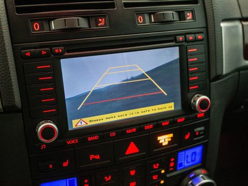 Used 2008 Volkswagen Touareg V10 TDI image 54