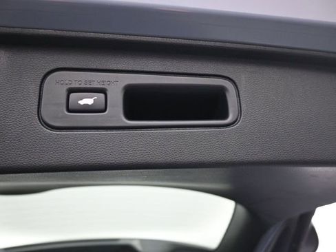 Used 2023 Honda Pilot Elite image 41