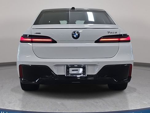 New 2026 BMW 750e xDrive w/ Executive Package image 6