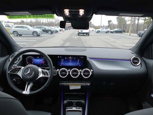 Used 2026 Mercedes-Benz GLA 250 4MATIC image 43