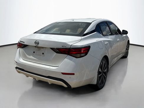 Used 2024 Nissan Sentra SV w/ SV Premium Package FWD image 7