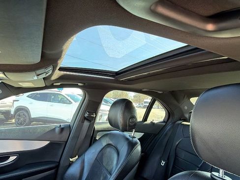 Used 2018 Mercedes-Benz C 300 Sedan image 15