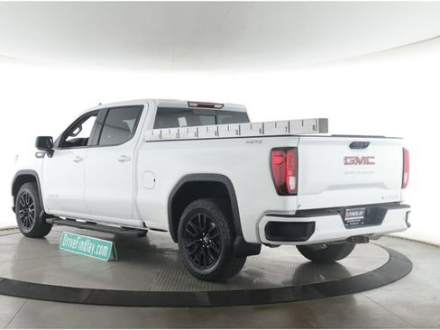 Used 2025 GMC Sierra 1500 Elevation w/ Elevation Premium Package AWD/4WD image 8