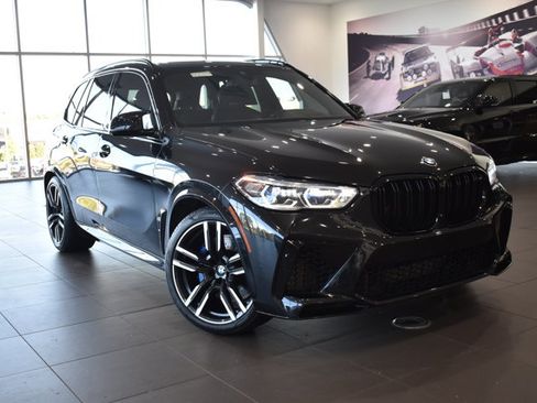Used 2021 BMW X5 M w/ Executive Package image 41