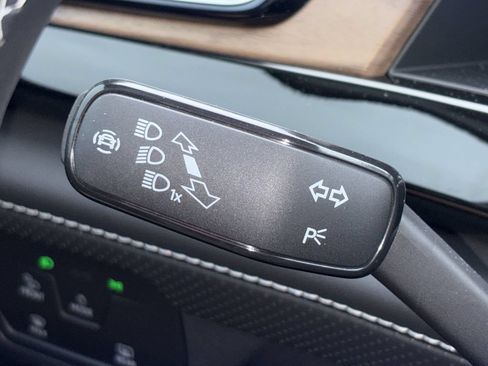 Certified 2026 Volkswagen Atlas SE FWD image 20